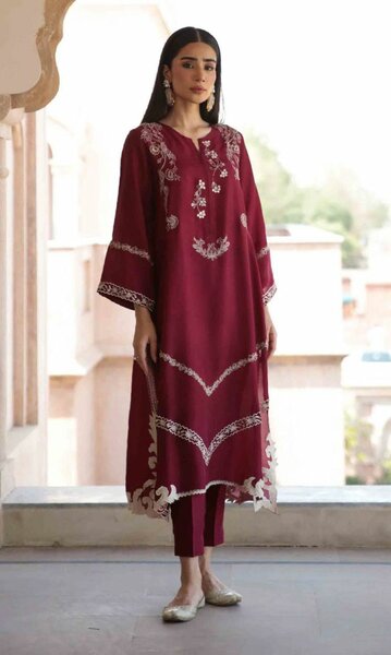 2 pcs women's unstitched Embroidered suit