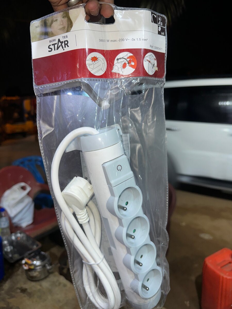 Prise multiple STAR 5 prises