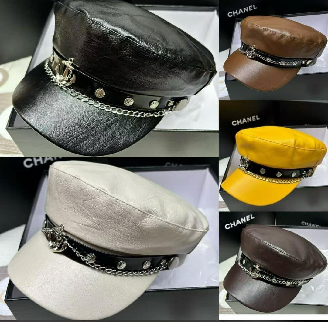 Casquette en cuir style militaire