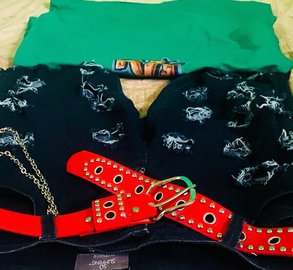 Nike Shoe, Shorts and tops