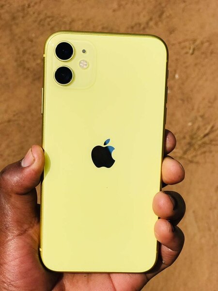 iPhone 11