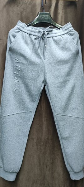 Спортивные штаны