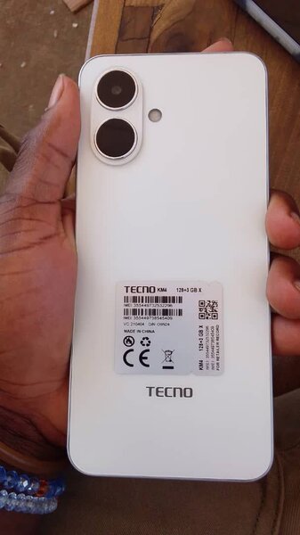 Smartphone Tecno 12GB Blanc
