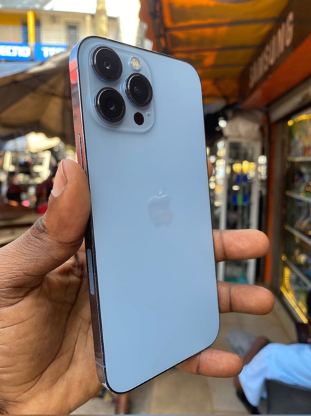 iPhone 13pro max 256gig