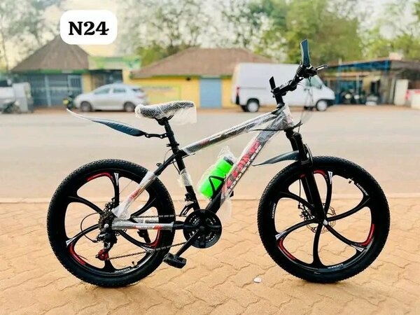 Vélo de montagne VTT homme