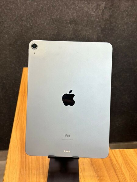 Ipad Air 4th gen. 64gb wi-fi