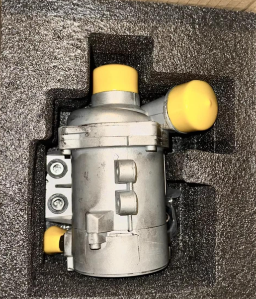 Used Electric Coolant Water Pump For BMW N20 Engine