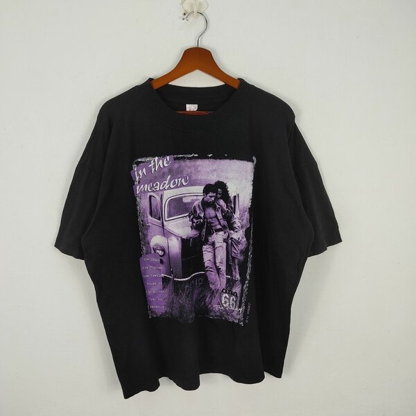 T-shirt vintage imprimé