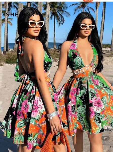 Robe d'été à fleurs tropicales