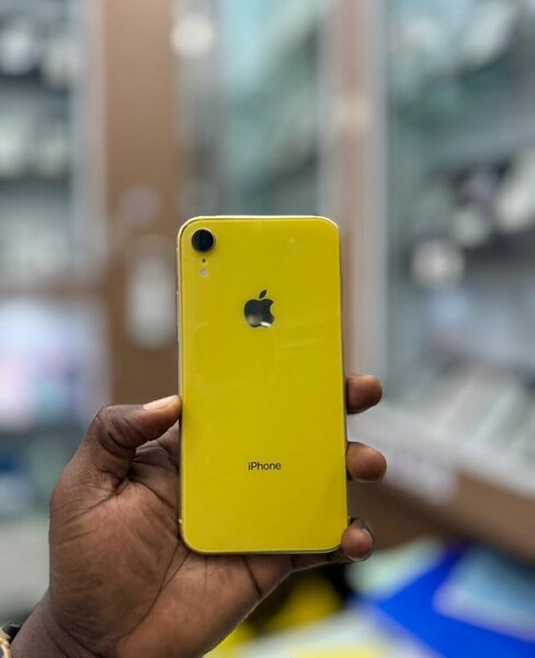 iPhone XR