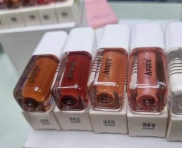 Lip gloss Avour