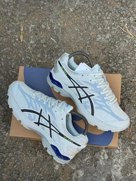 Chaussures Asics pour Homme et Femme