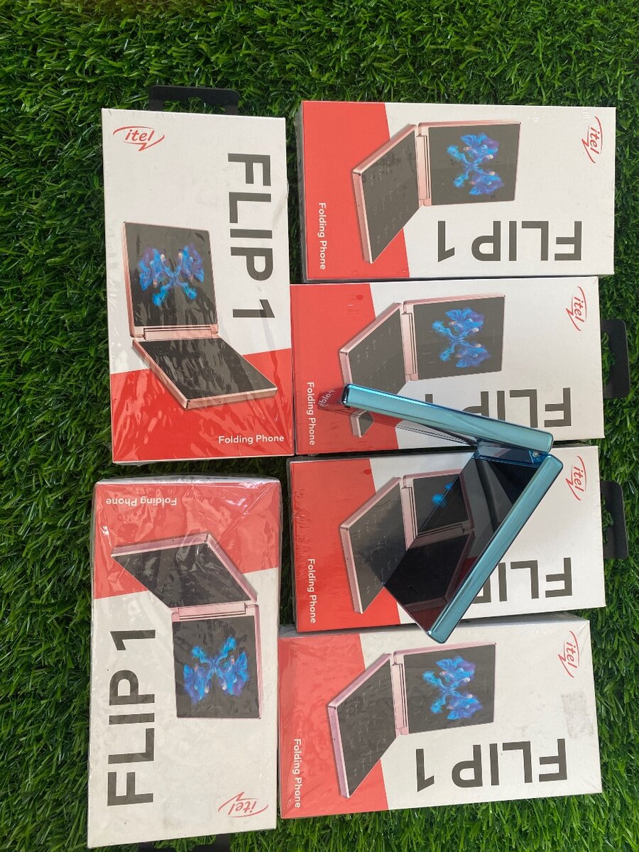 Brand new Itel flip 1 (Foldable phone)