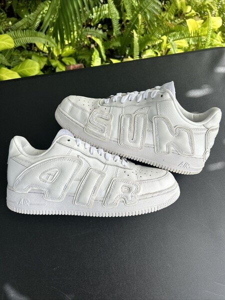 Baskets originales "AIR FLEA"