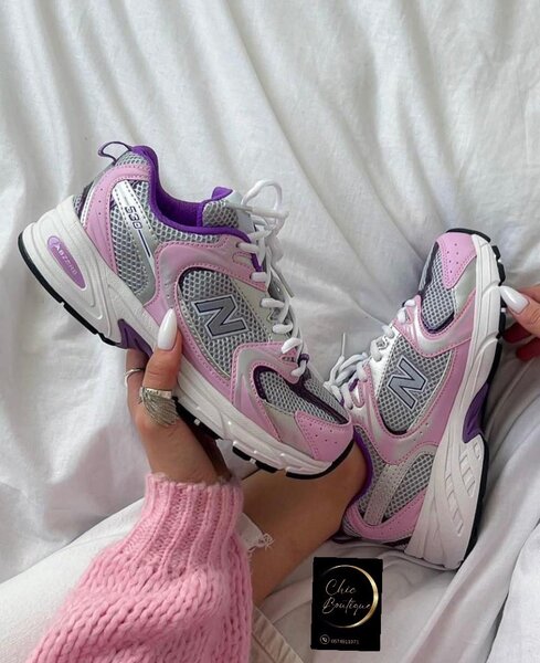 Basket new balance avec carton