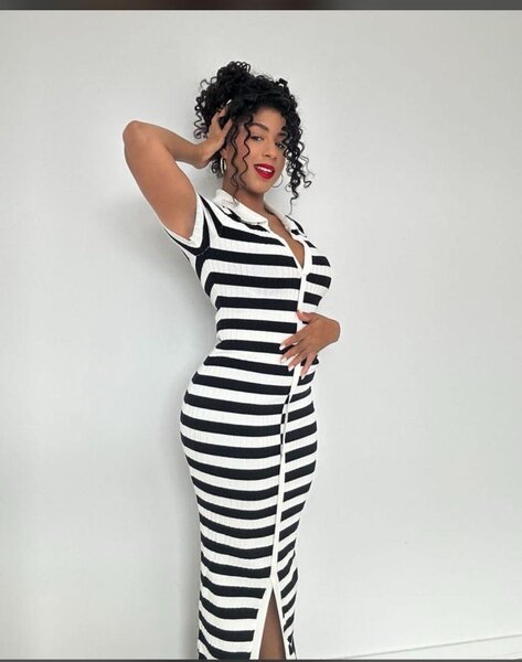 Robe rayée femme élégante