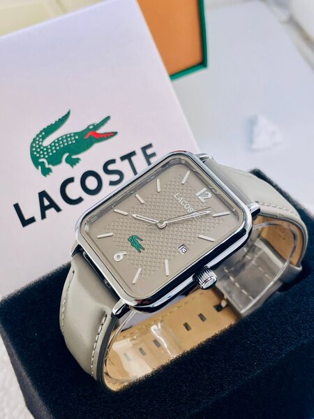 Montre Lacoste élégante