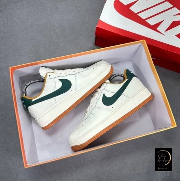 Nike Baskets Blanches Homme