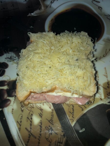 Croque-monsieur au jambon