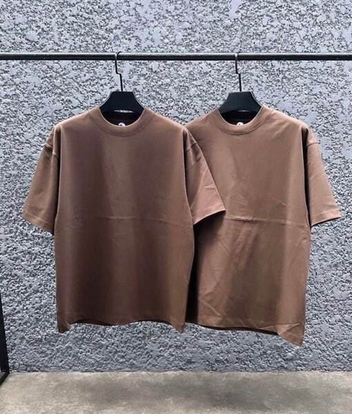 T-shirts en coton marron pour hommes