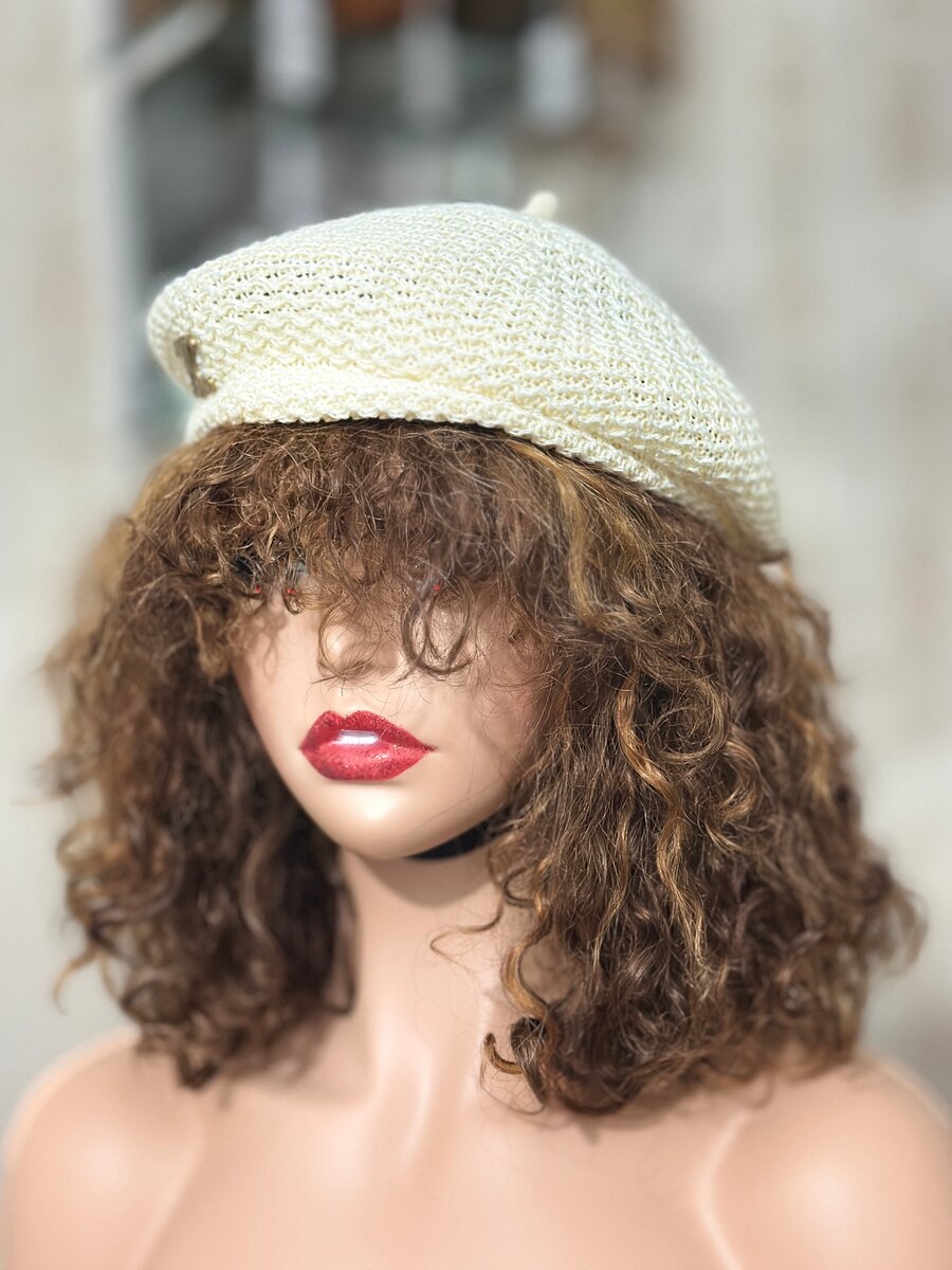 Béret en tricot élégant