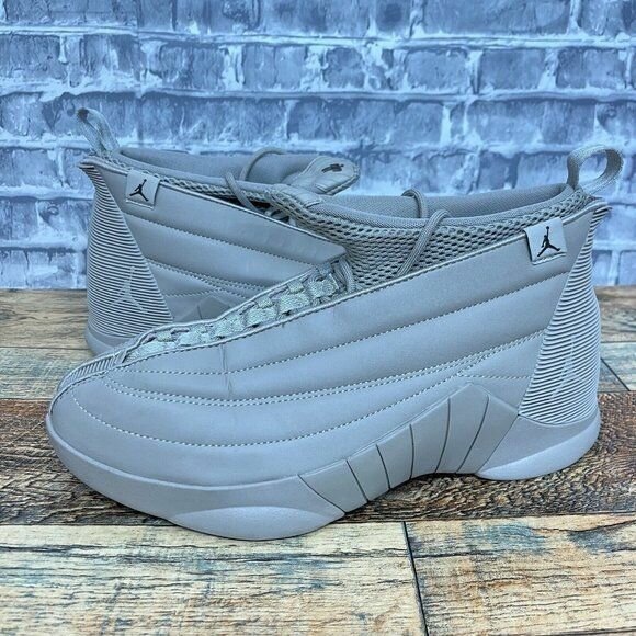 JORDAN 15 RETRO