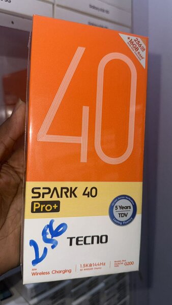 Smartphone Tecno Spark 40 Pro+