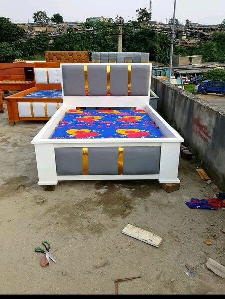 Lit double moderne élégant