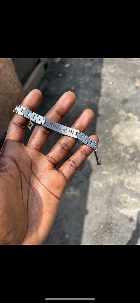 Bracelet gravé pour couple