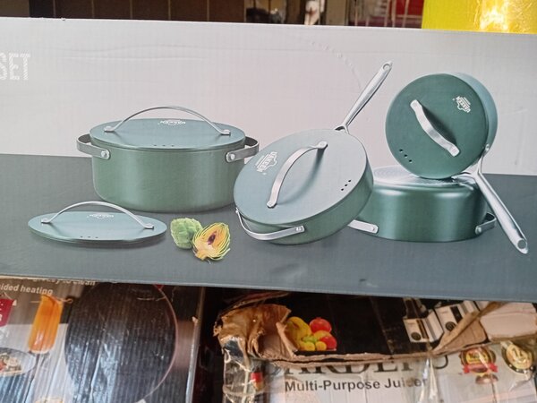 UAKEEN COOKWARE