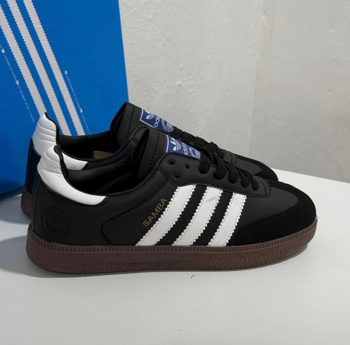 Samba sneakers