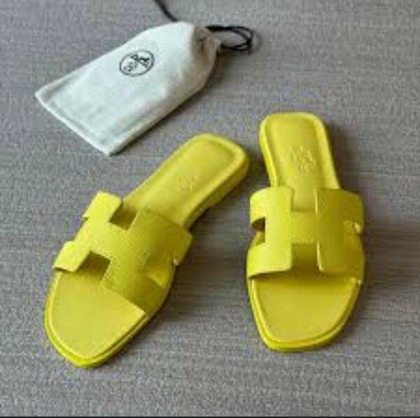 Ladies slippers Hermès