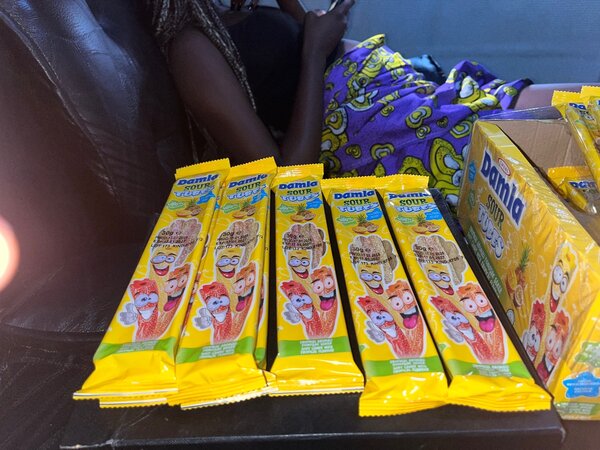 Bonbons acidulés fruités