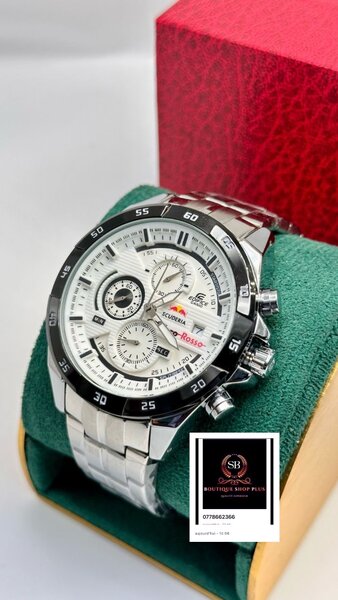 Montre édifice authentique dans sa boîte