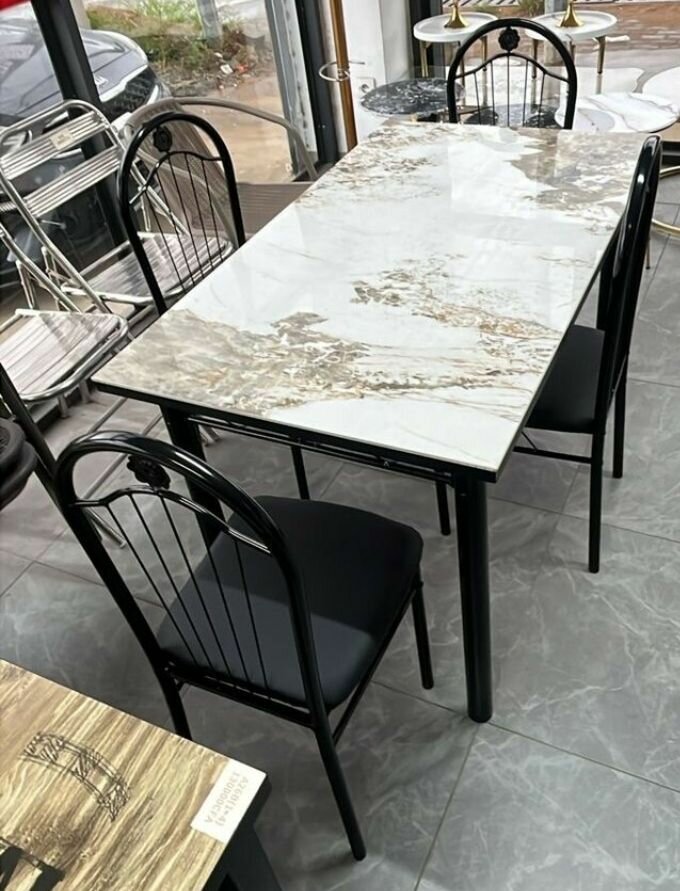 Table salle à manger marbre