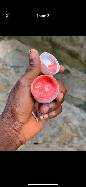 Baume à lèvres rose hydratant