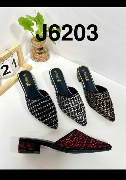 Mules beaded élégantes