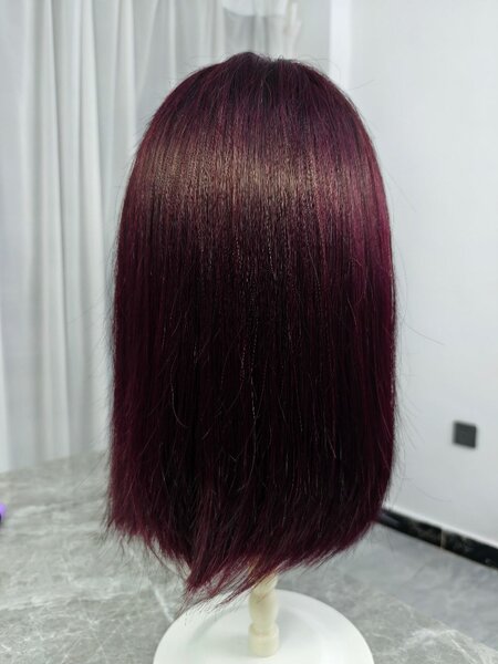 cheveux chinois rouge bordeaux