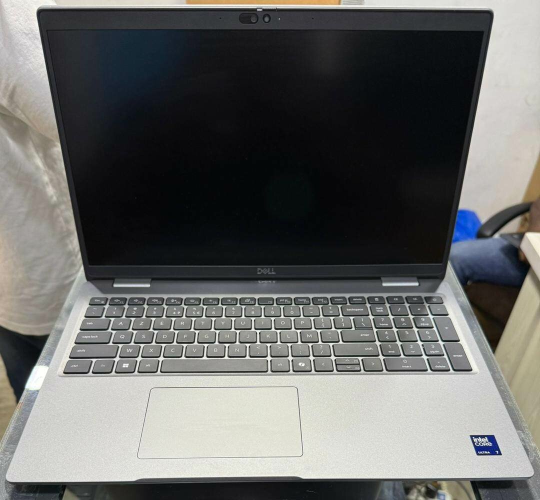 PC Dell Latitude 5550 Core Ult