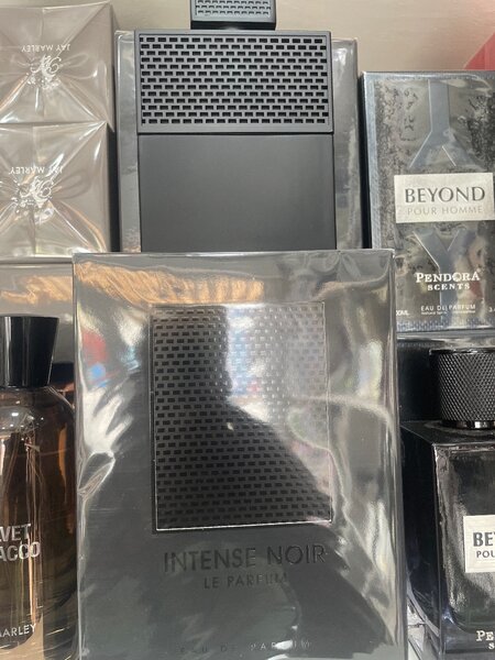 Parfums INTENSE NOIR