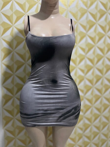 Robe moulante en velours