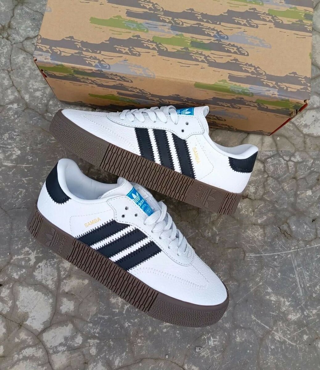 ADIDAS SAMBA