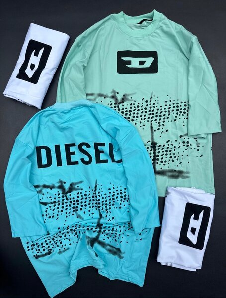 T-shirts sport noirs/blancs