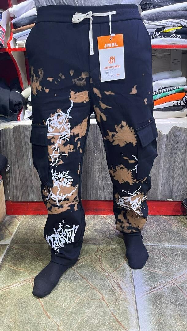 Pantalon cargo urbain imprimé