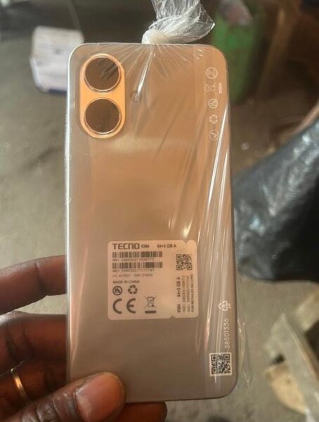 Tecno Spark 10 Pro - Smartphone