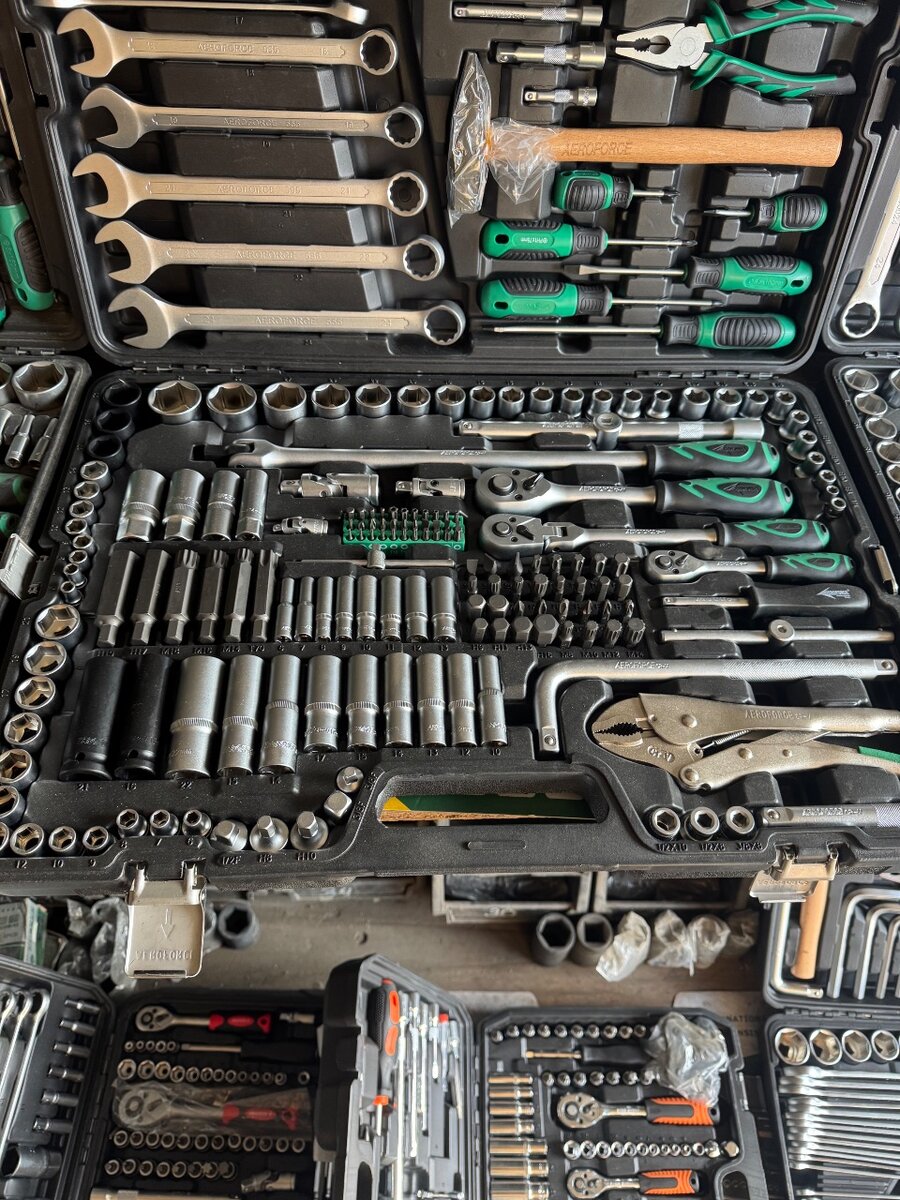 Набор инструментов AEROFORCE 202pcs