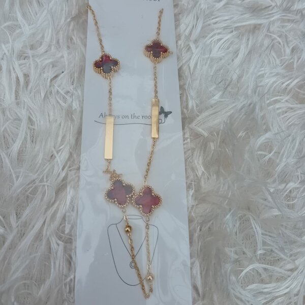 Collier trèfle élégant femme