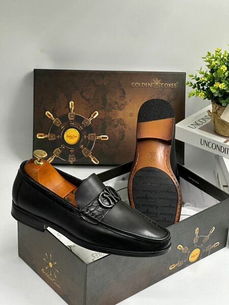 Solid Branded Executive Shoes