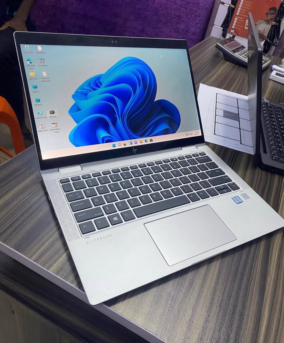 HP 1030 G3  x360 Convertible laptop