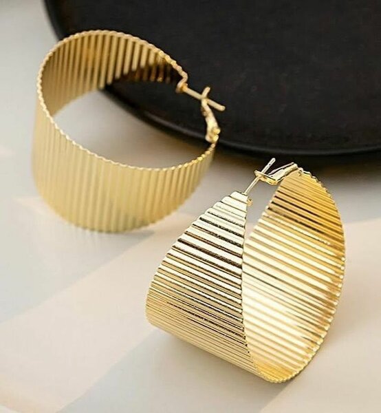 Boucles d'oreilles créoles dorées